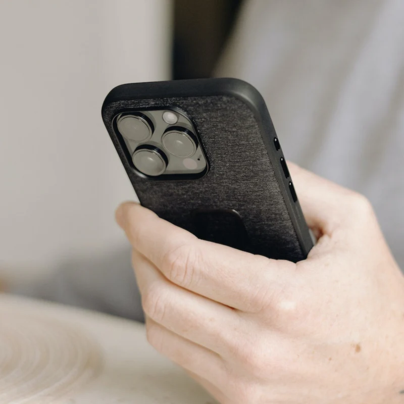 جراب Mobile Everyday Fabric iPhone 15 Pro v2 Redwood